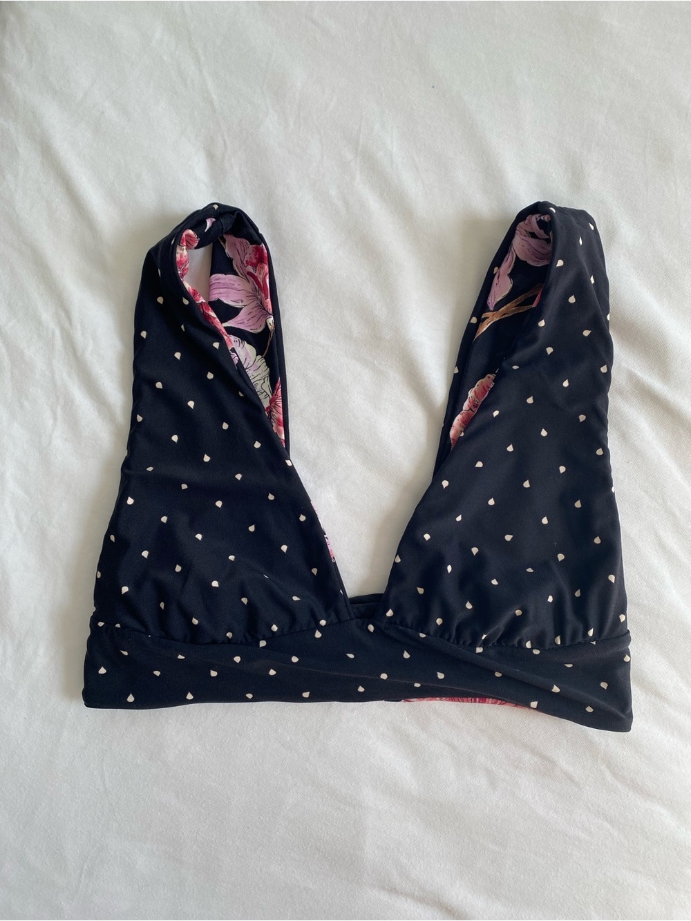 Floral V-neck Sports Bra